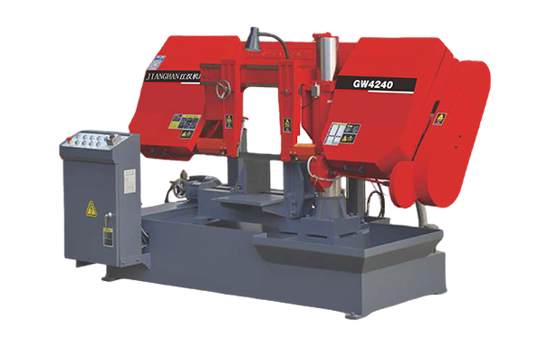 新晃GW4240双柱卧式带锯床
